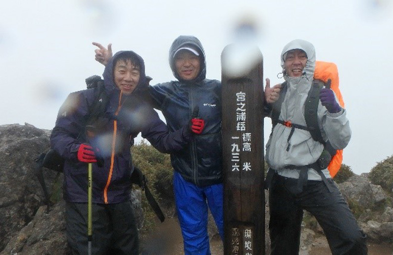 一緒に険しい山を登る 家族のように見守ってくれるからチャレンジできる